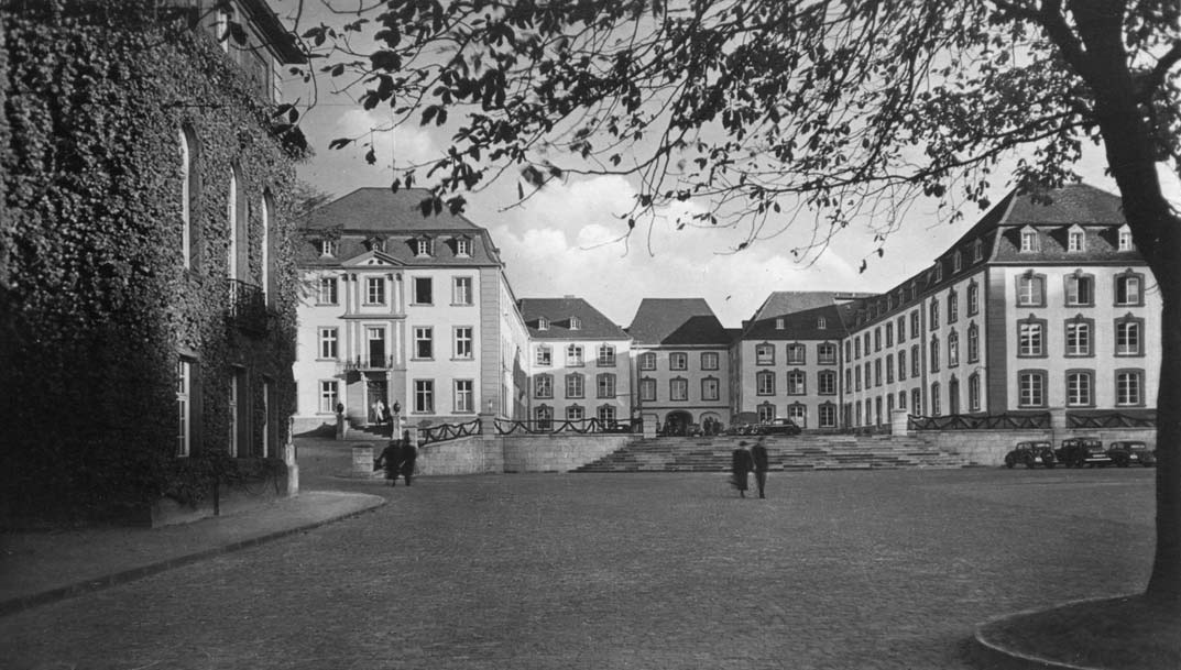 Schlossplatz Saarbrücken 1935